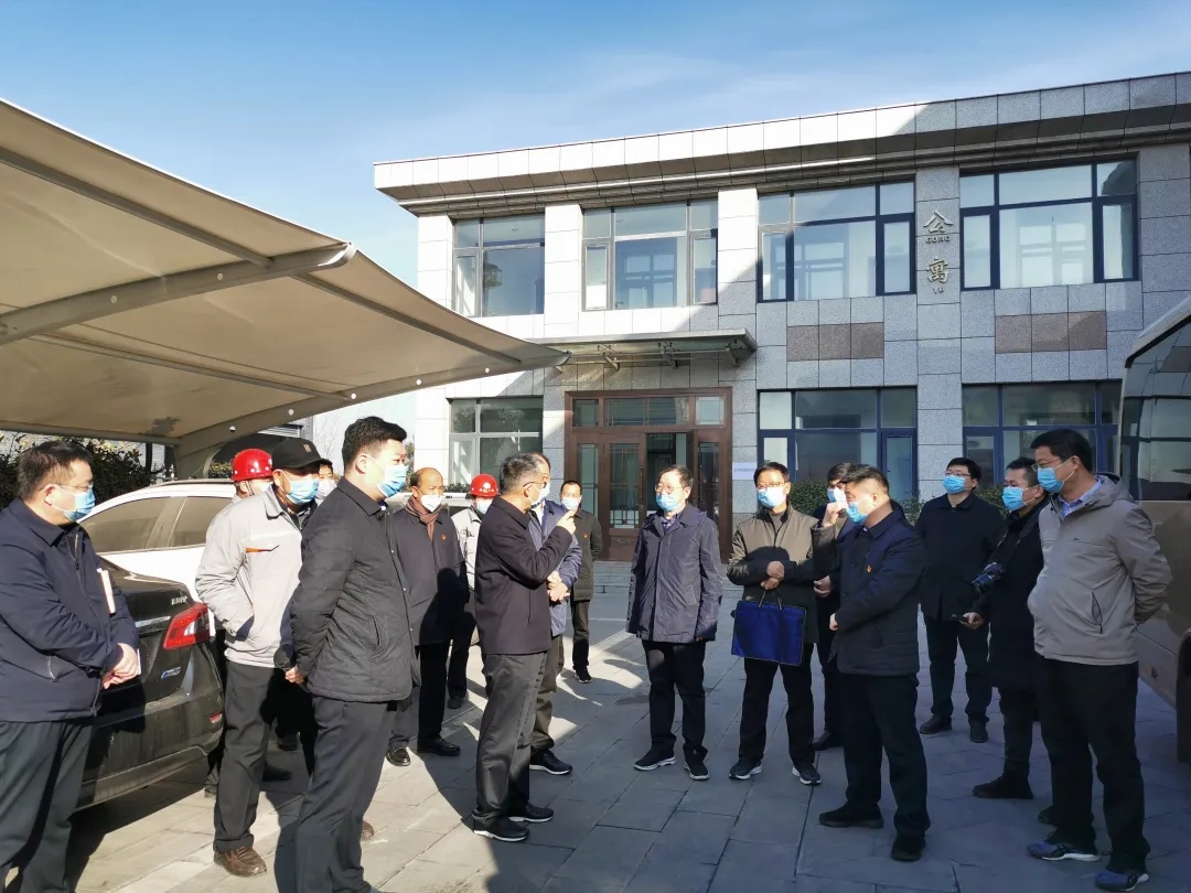 新密市委副書(shū)記、市長(zhǎng)張紅偉一行蒞臨鄭州建信指導(dǎo)企業(yè)復(fù)工和疫情防控工作